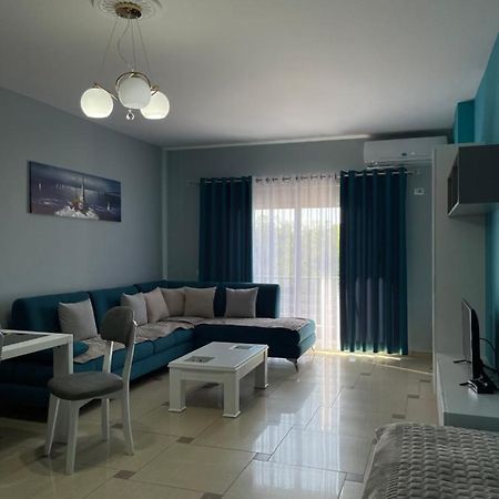 Amaris Apartments Durrës Esterno foto