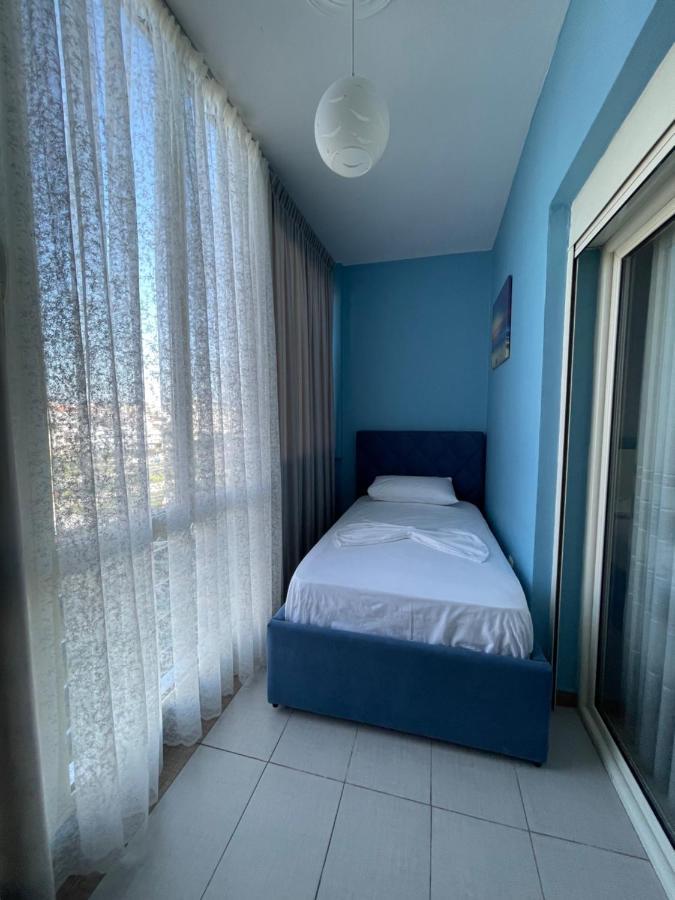 Amaris Apartments Durrës Esterno foto